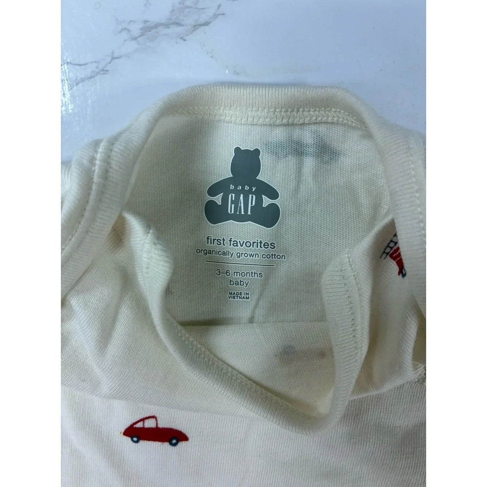 4x Baby Gap 3-6 Months Boy Bundle NWT - Lobster Outfit, 2 Bear And Car Outfit